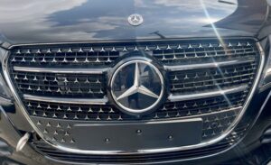 Mercedes Benz V300