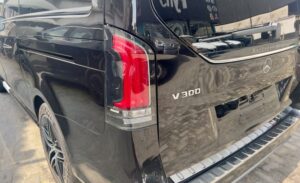 Mercedes Benz V300
