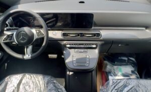 Mercedes Benz V300