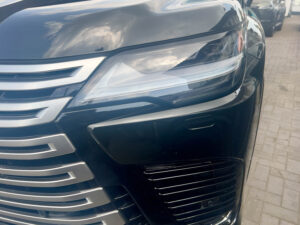Lexus LX 700H Signature