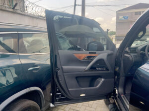 Lexus LX 700H Signature