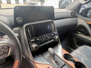 Lexus LX 700H Signature