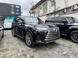 Lexus LX 700H VIP