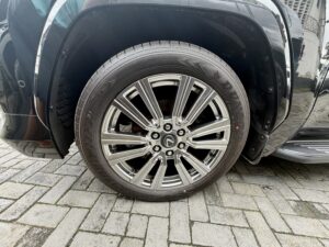 Lexus LX 700H VIP