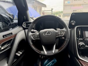 Lexus LX 700H VIP