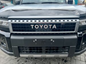 Toyota LandCruiser Prado Limited 2.7L