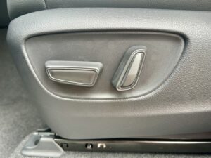 Toyota LandCruiser Prado Limited 2.7L