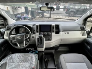 Toyota Hiace MT