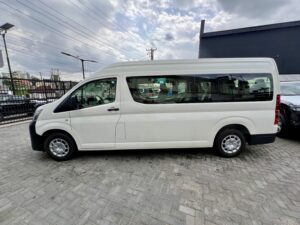 Toyota Hiace MT