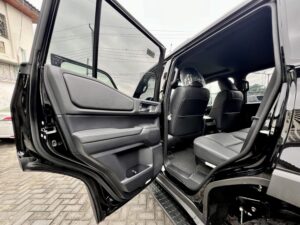 Toyota LandCruiser Prado Adventure