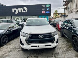Toyota Hilux 2.7L