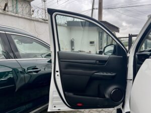 Toyota Hilux 2.7L