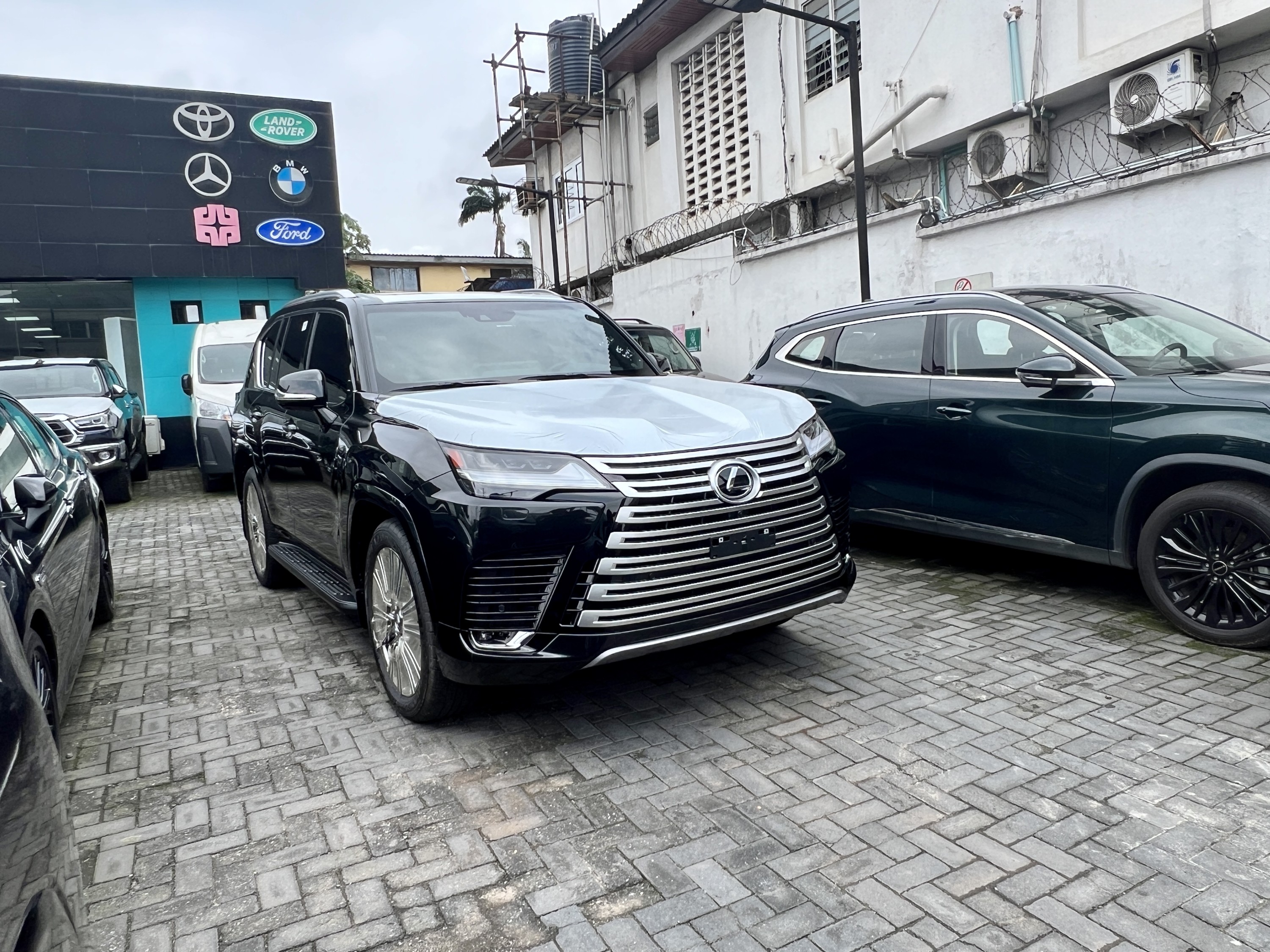 Lexus LX 600 VIP
