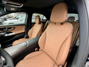 Mercedes Benz E300 Blue