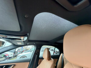 Mercedes Benz E300 Blue