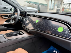 Mercedes Benz E300 Blue