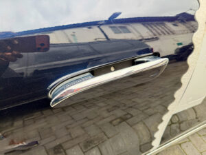 Mercedes Benz E300 Blue