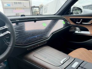 Mercedes Benz E300