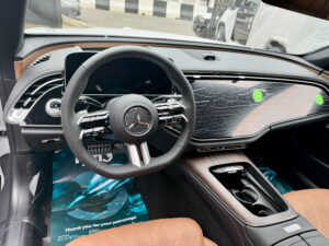 Mercedes Benz E300