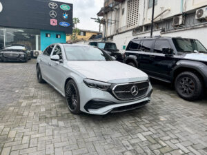 Mercedes Benz E300