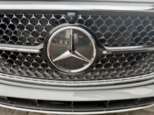 Mercedes Benz E300