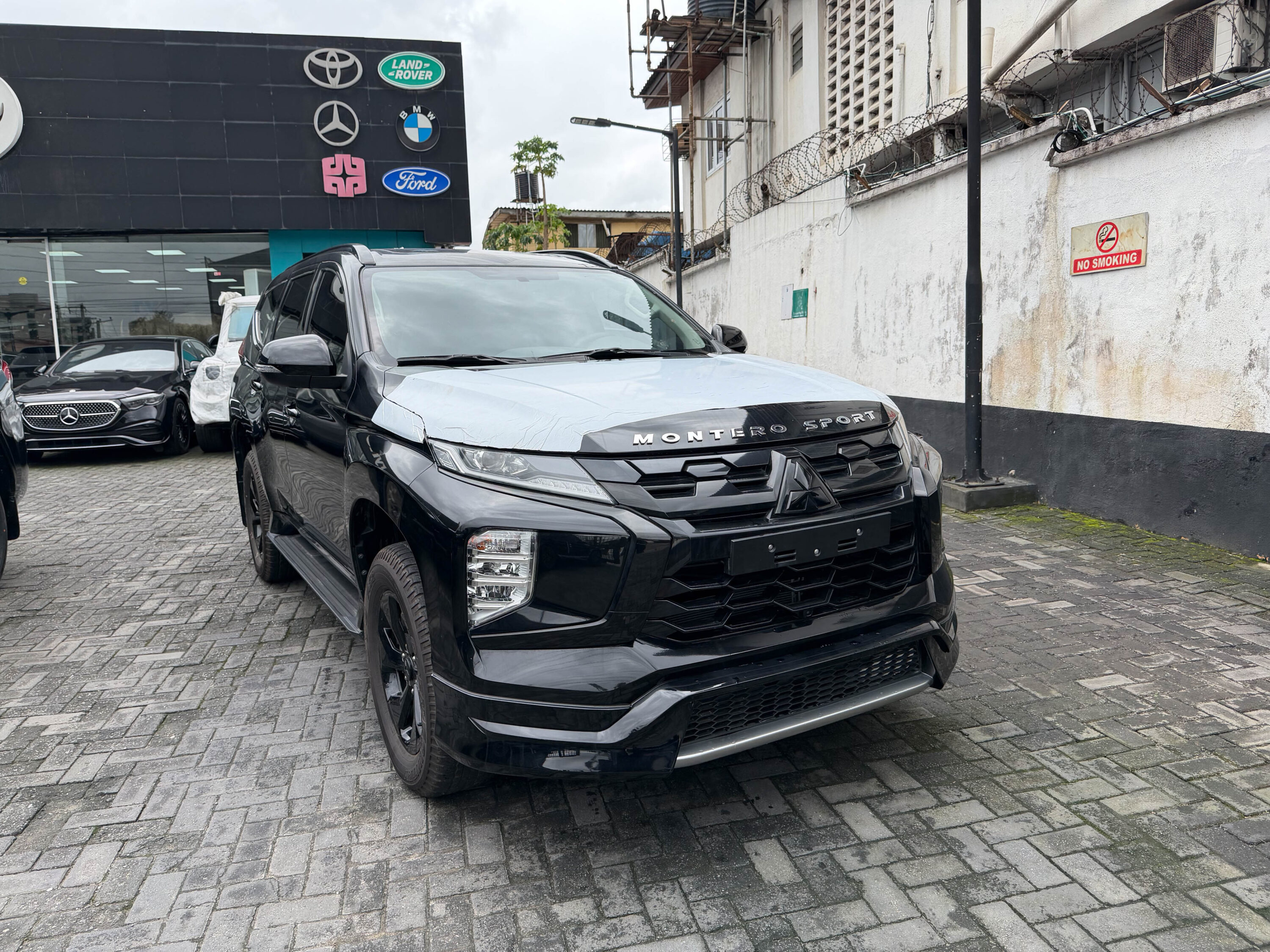Mitsubishi Montero Sport