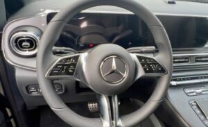 Mercedes Benz V300