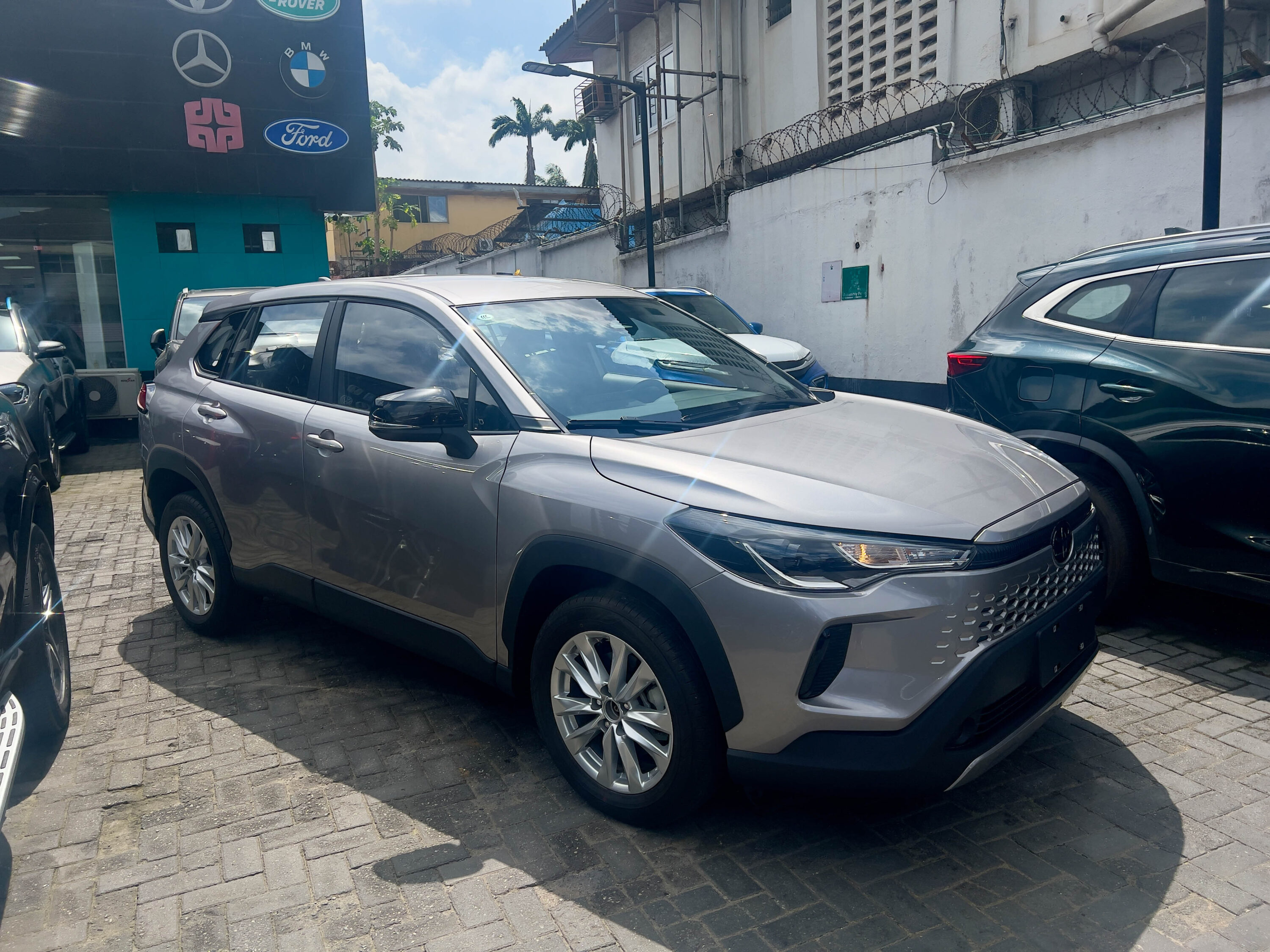 Toyota Corolla Cross Silver